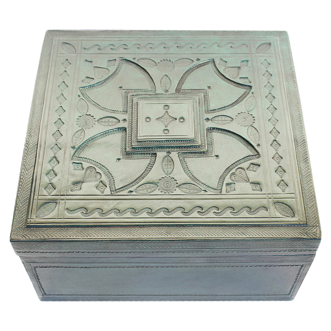 Leather Box & Tea Set